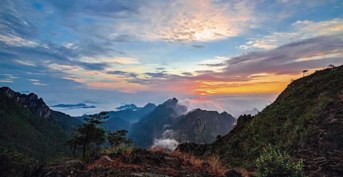 YANDANG DA�I: B�R DO�A VE K�LT�R MERKEZ�